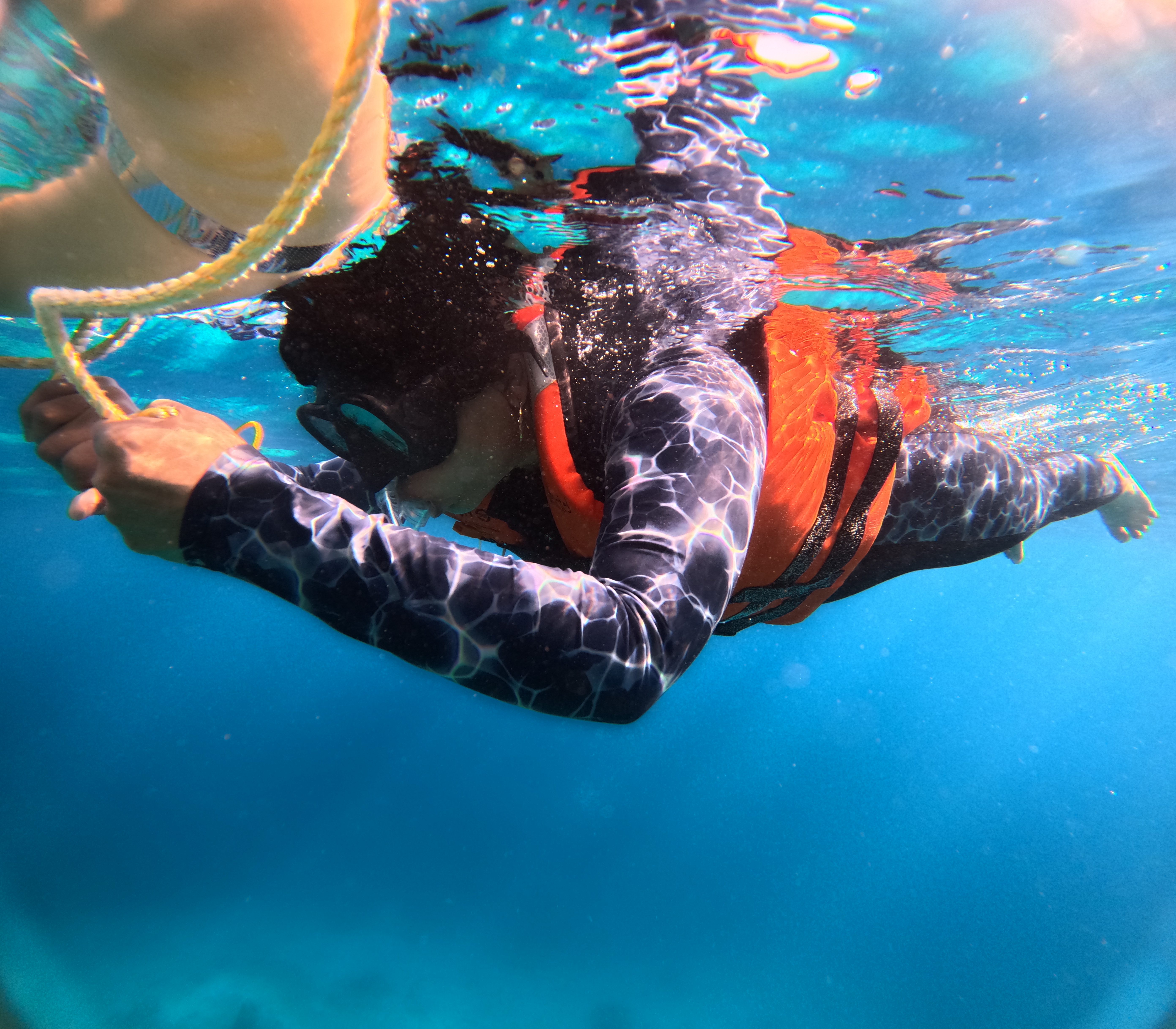 Full-day island hopping